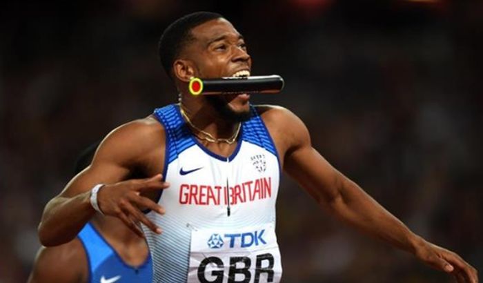 VIDEO: Britanci prvaci u štafeti, Bolt nije ni završio trku VIDEO: Britanci prvaci u štafeti, Bolt nije ni završio trku
