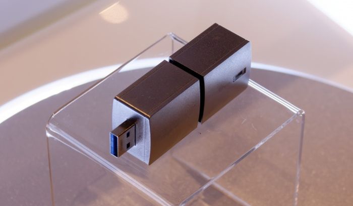 Proizveden USB stick od dva terabajta Proizveden USB stick od dva terabajta