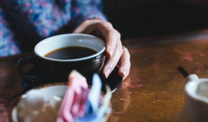FOTO: U peni kafe pravi mala umetnička dela FOTO: U peni kafe pravi mala umetnička dela