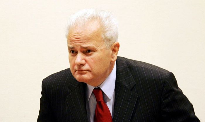 Pre 17 godina svrgnut Miloševićev režim Pre 17 godina svrgnut Miloševićev režim