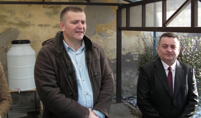 Izabran slogan za gradsku česmovaču - Za duhovnu slobodu, pijte Vaistinu Voda Vodu Izabran slogan za gradsku česmovaču - Za duhovnu slobodu, pijte Vaistinu Voda Vodu