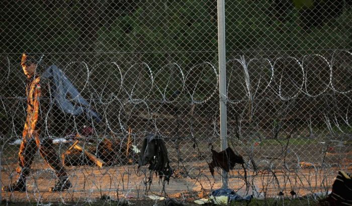 Mađarska otvorila vojnu bazu na granici sa Srbijom da zaustavi migrante Mađarska otvorila vojnu bazu na granici sa Srbijom da zaustavi migrante