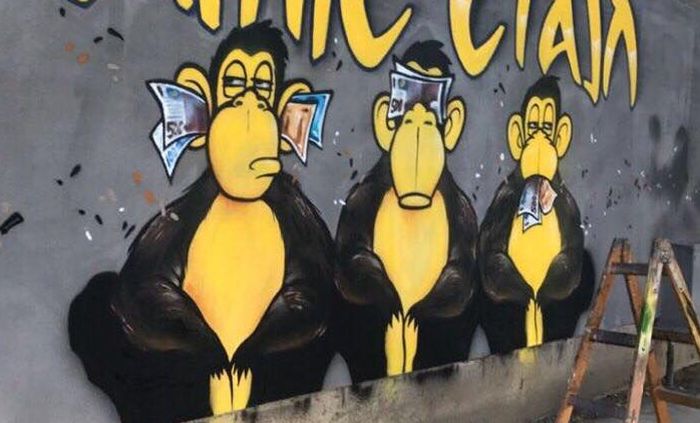 FOTO: Uklonjen sporni mural na Adamovićevom naselju i umesto njega naslikan drugi FOTO: Uklonjen sporni mural na Adamovićevom naselju i umesto njega naslikan drugi