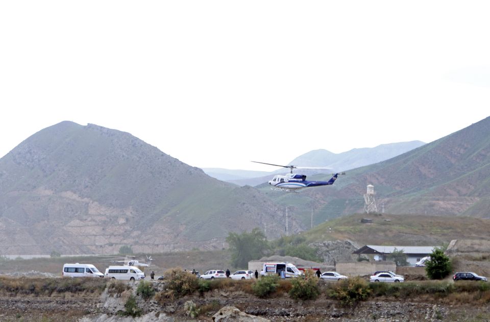 EU aktivirala uslugu mapiranja da bi pomogla Iranu da pronađe helikopter sa predsednikom 