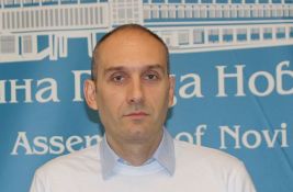 Krstonošić (DS): Najmanje pet novosadskih srednjih škola u neregularnim uslovima