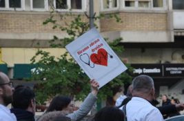 Nemačka partija Levica traži da Berlin i EU podrže demonstrante u Srbiji Nemačka partija Levica traži da Berlin i EU podrže demonstrante u Srbiji