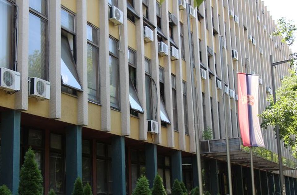 Poslanik SNS počeo štrajk glađu: Nije zadovoljan radom tužilaštva u slučaju pada nadstrešnice Poslanik SNS počeo štrajk glađu: Nije zadovoljan radom tužilaštva u slučaju pada nadstrešnice