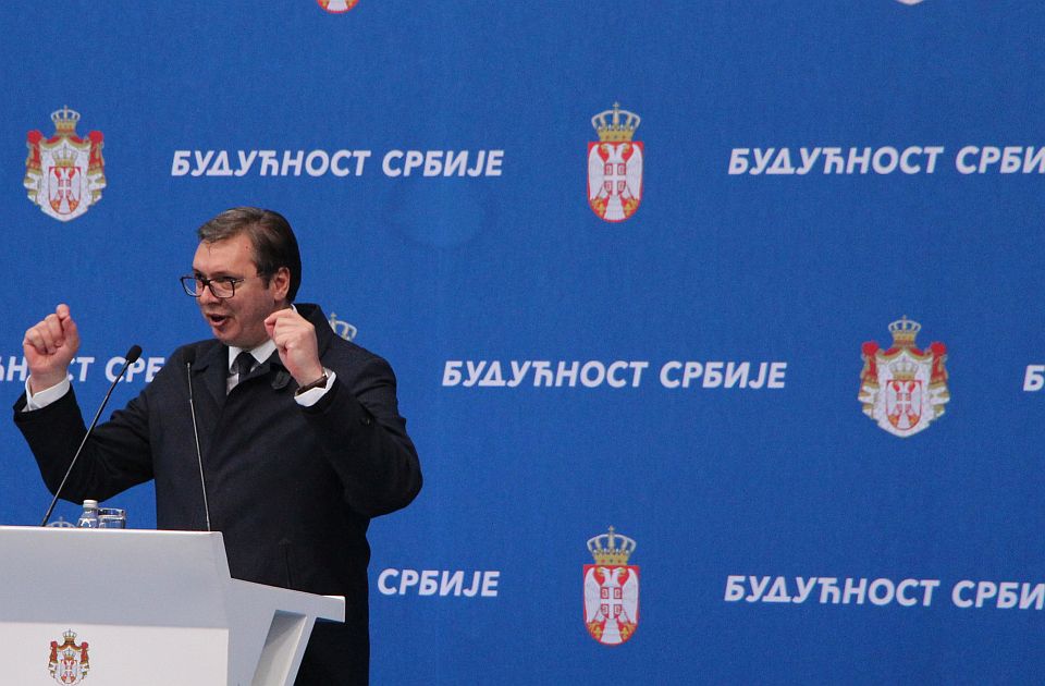 Vučić se danas obraća javnosti Vučić se danas obraća javnosti