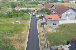 Radovi na kolovozima u Veterniku i Kaću: Privremene obustave saobraćaja u više ulica