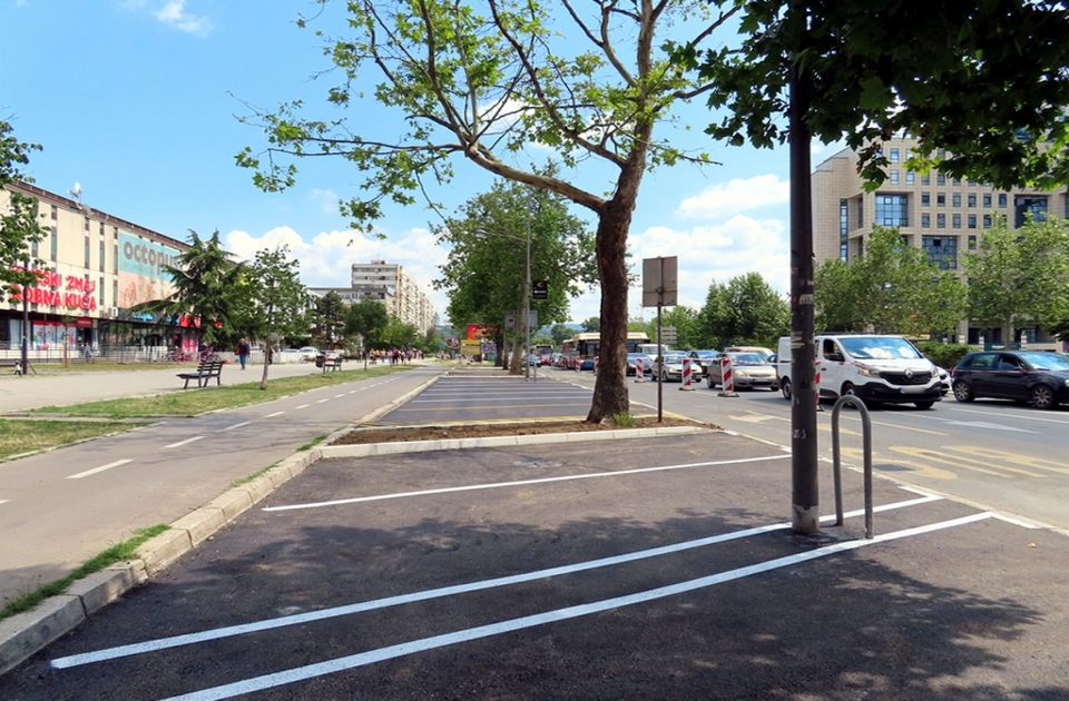Završena rekonstrukcija parkinga kod NIS-a i Merkatora