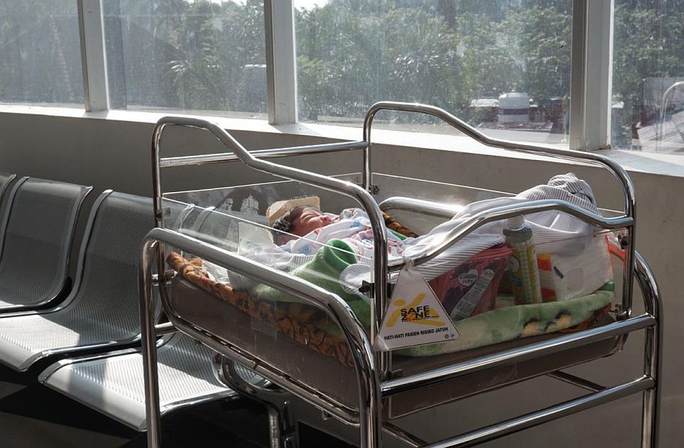 Četiri tek rođene bebe u Bolnici Gradiška dobile sepsu