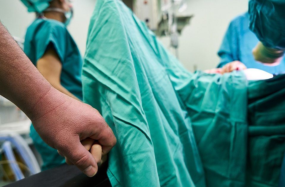 Srbiji nedostaje više od 200 anesteziologa, sve više njih ide u privatnu praksu: "Dosta im je svega"