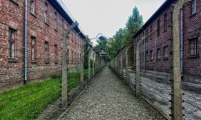 Od danas krivično delo Poljsku optužiti za učešće u Holokaustu