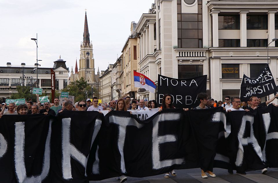 Protest "Srbija protiv nasilja" u petak u Novom Sadu: Okupljanje na Pozorišnom trgu