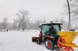 FOTO: Snežni dan u Novom Sadu