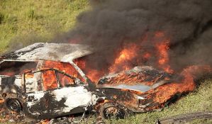 Zapaljen automobil jednom od vođa protesta protiv seče drveća u Aleksincu 