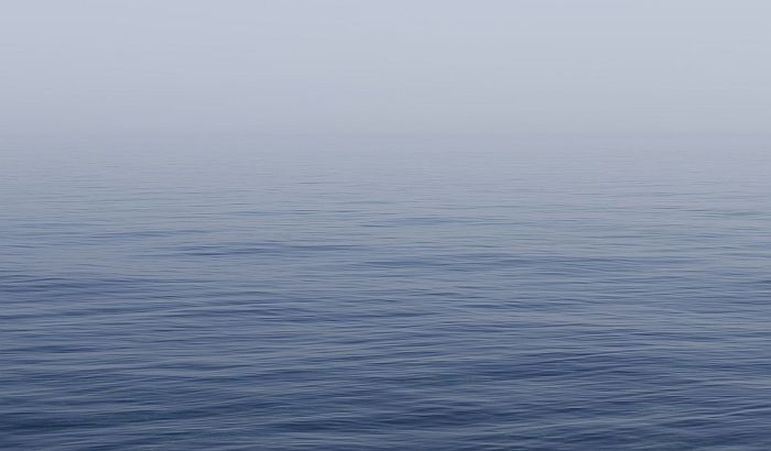 Troje poginulih u brodolomu na Rajni, potraga za jednim detetom