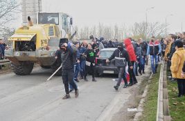 Stranke i pokreti osudili nasilje, traže oslobađanje privedenih