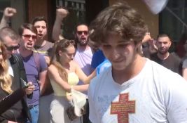 Student Stefan Tomić pušten iz pritvora, zabranjeno mu da napušta stan