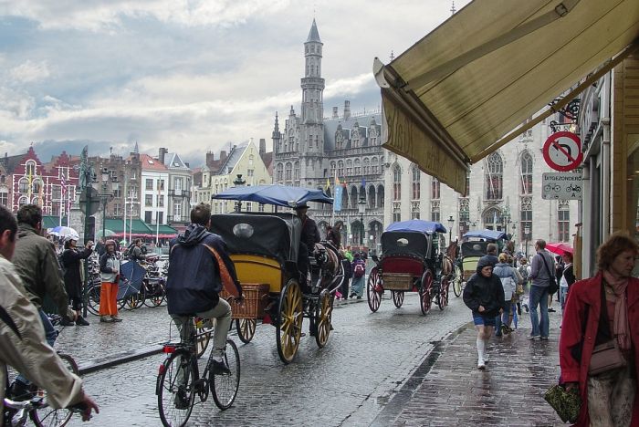 Sve više gradova Evrope ograničava broj turista, poslednji u nizu Briž