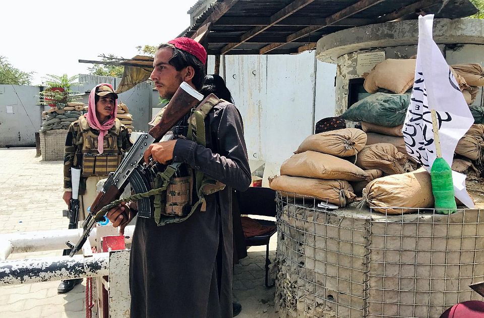 Portparol talibana obećao da će poštovati prava žena, ali u okviru šerijata
