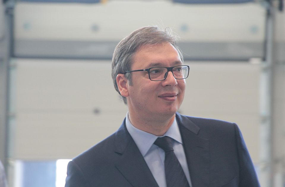 Funkcioneri prijavili poklone za 2022. godinu: Četvrtina otišla Vučiću