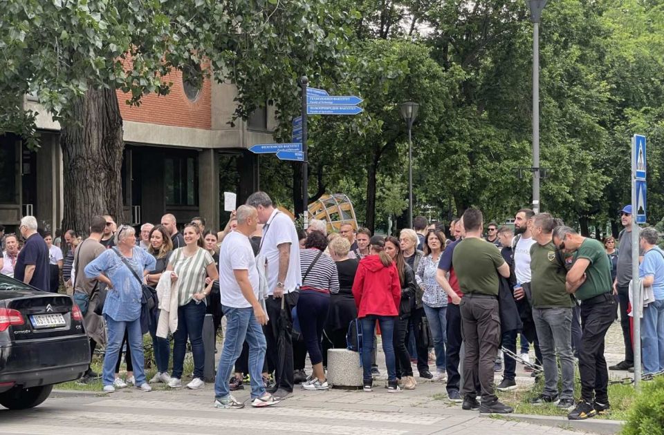 VIDEO: Pogledajte u minut i po kako je izgledao odlazak Novosađana na miting u Beogradu