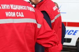 Šest osoba povređeno: Sudar traktora i auta, oboren biciklista, požar na Bukovačkom putu...