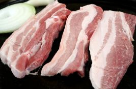 Srbija uvozi 30.000 tona mesa godišnje, najviše svinjskog