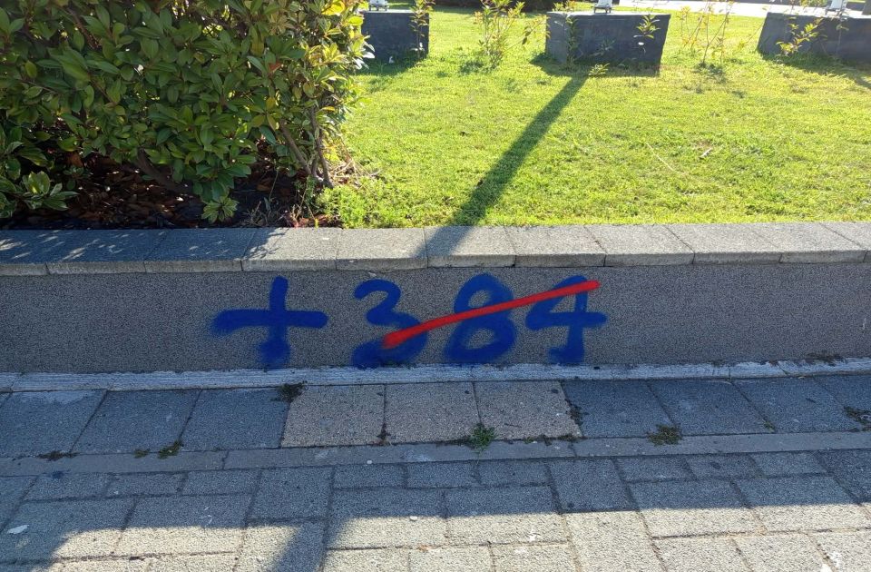LSV: Grafiti +384 su pokušaj vlasti da se vrati politika devedesetih
