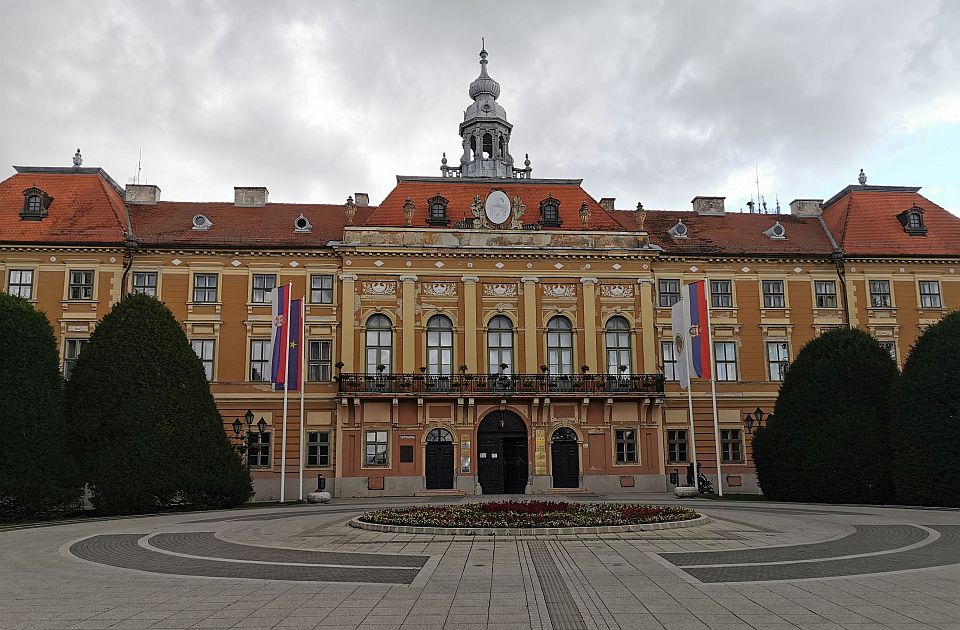 Sombor: Odbornik Nove DSS pozvao rukovodstvo bolnice da objasni poplavu, "alarmantno loše stanje"