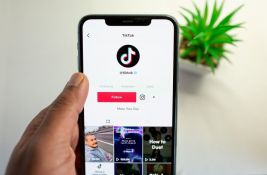 Tiktok uvodi nove načine komentarisanja, uključujući glasovne poruke i ankete