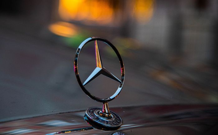 "Mercedes" povlači 155.000 vozila zbog zbog problema sa klimom i ESP