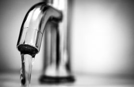 Pokrenuta istraga o navodnom trovanju vode u Dečanima