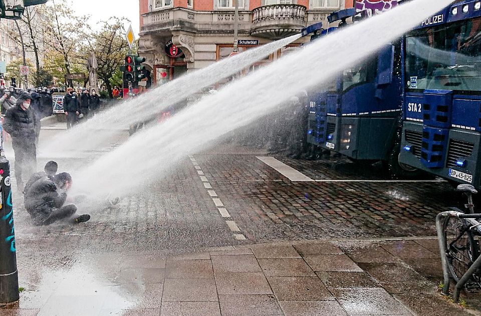 FOTO: Prvomajski protesti u fotografijama