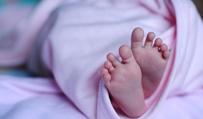 "Topla soba" i anonimni porođaj moguća rešenja za zaštitu ostavljenih beba
