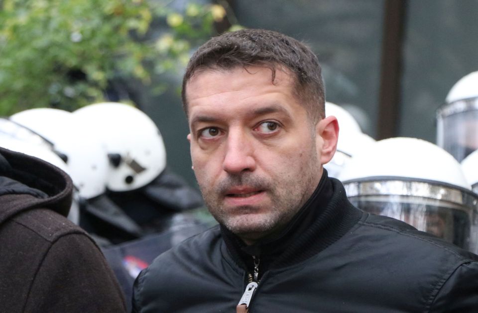 Novaković: Neka Vučić dođe u centar Novog Sada da testira svoju popularnost, a ne da se javlja sa oboda