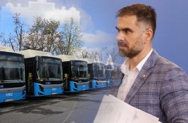 Mićin o ispalom prozoru na gradskom autobusu: Maloletnici se potukli i izbili prozor