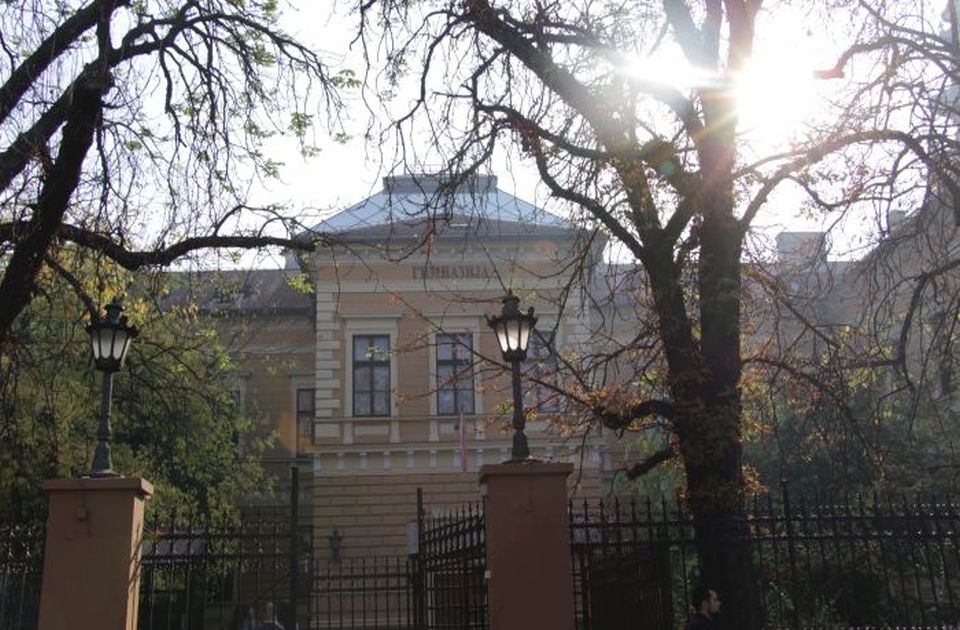 Maturanti Jovine gimnazije večeras organizuju skup: 