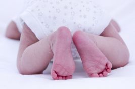 Pet neobičnih, ali potpuno normalnih stvari kod novorođenčeta