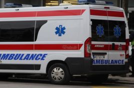 Sudarili se kamion i autobus na Bulevaru Evrope, povređen muškarac