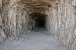 Mađarska policija otkrila tunel ispod granice sa Srbijom