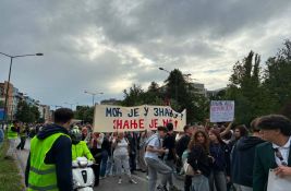 Novi protest roditelja i učenika Jovine gimnazije danas ispred Mašinske škole
