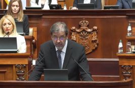 VIDEO: Novoizabrani predsednik Vrhovnog suda Miroljub Tomić položio zakletvu u Skupštini Srbije