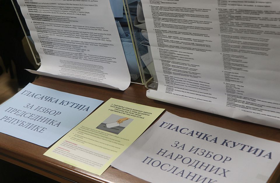 RIK: Izlaznost u Srbiji oko 60 odsto, u Vojvodini glasalo 53,29 odsto, u Beogradu znatno manje