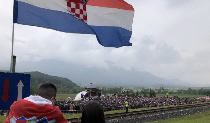 Hapšenje zbog nacističkog pozdrava u Blajburgu 