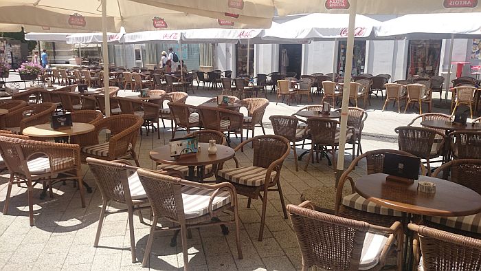 Produženo radno vreme novosadskih kafića i restorana