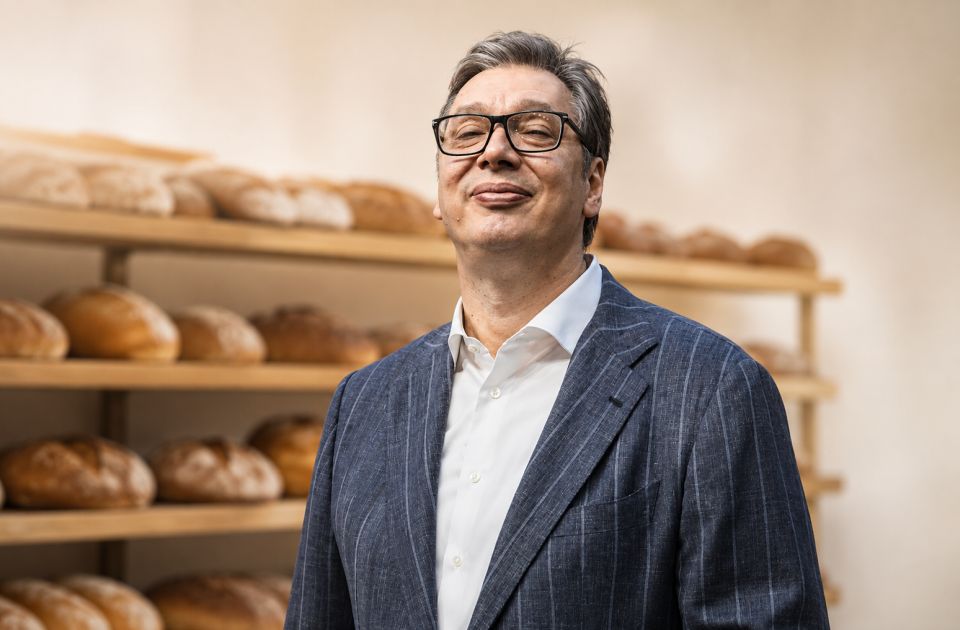 Vučić poredi cene hleba i goriva: 