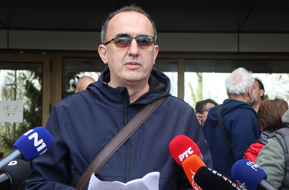 Regionalna akademija za razvoj demokratije: Vučić pozvao da se progon Dinka Gruhonjića nastavi