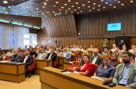 Skupština Novog Sada neće razmatrati deklaraciju opozicije: Kritike jer nema izbora za MZ, Jovine... 